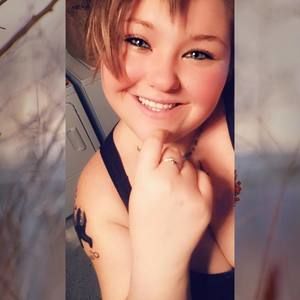 Meet your Posher, Katelyn